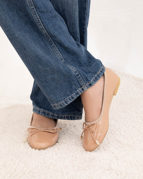 BELLA Patent Bow Pumps